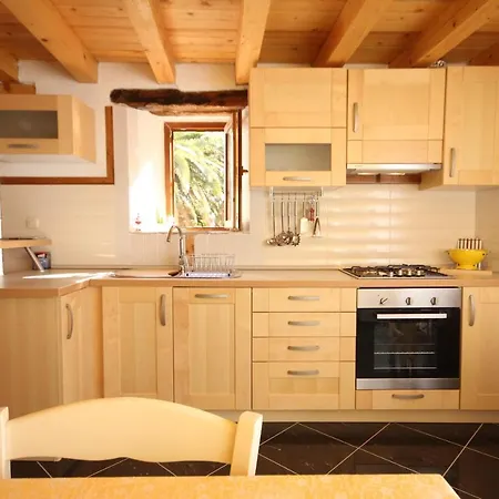 House With Wifi *