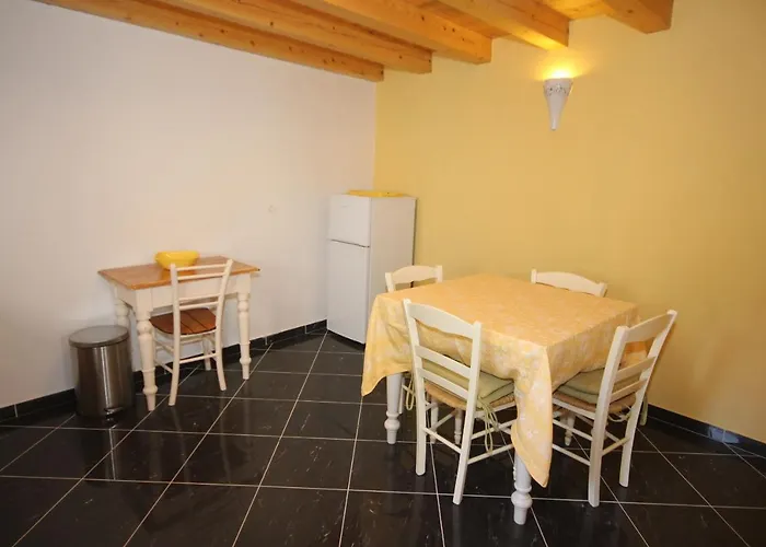 House With Wifi Ferienhaus Mali Lošinj